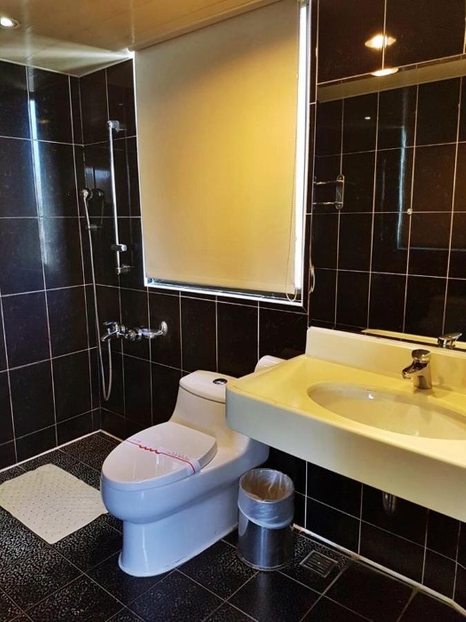 Jing Jing Holiday Hotel Гаосюн Экстерьер фото